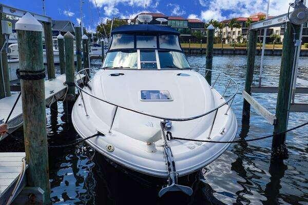 Sea Ray Sundancer 320