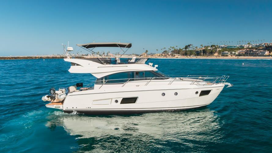 Bavaria Virtess 420 Fly