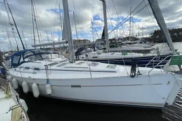 Beneteau Oceanis Clipper 393
