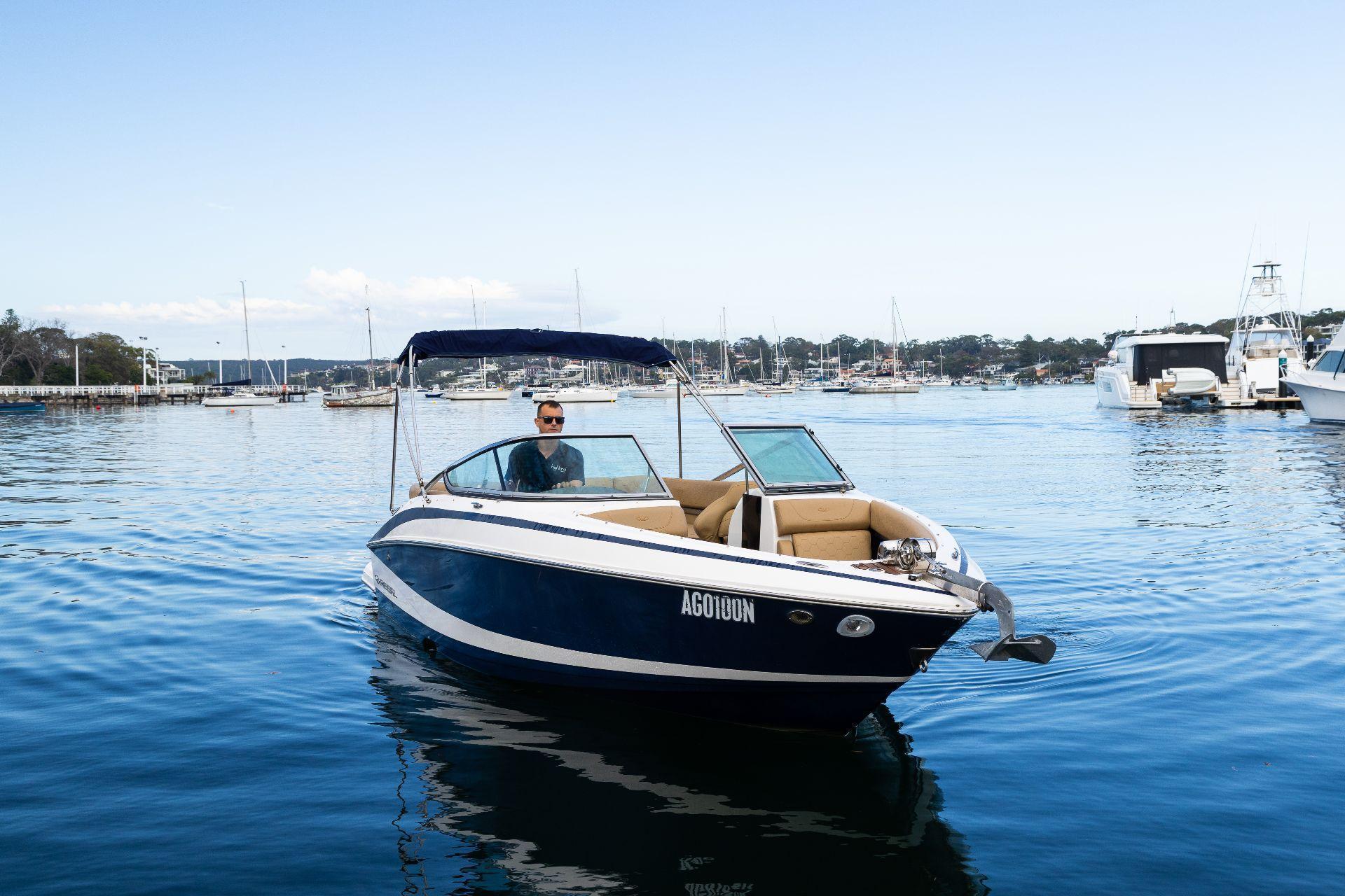 Regal 2500 LSR BOWRIDER