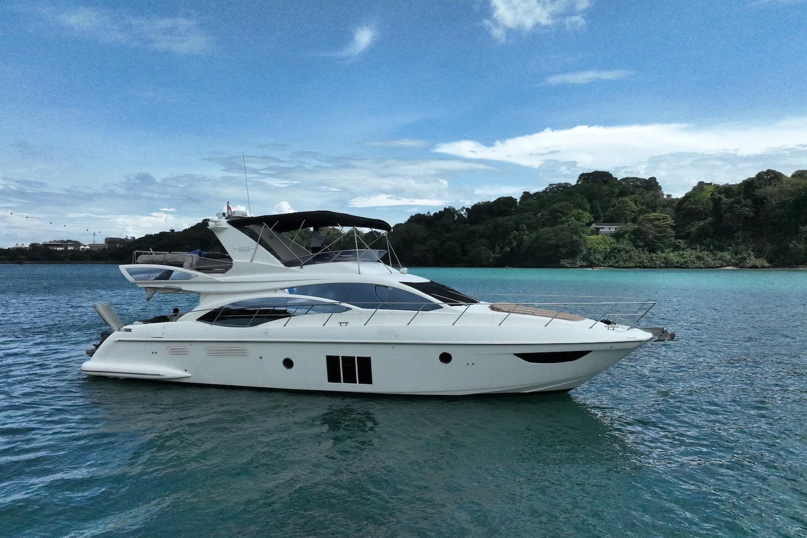 Azimut 58