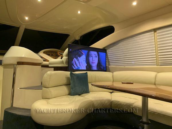 Azimut 46
