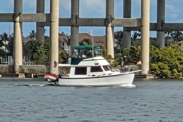 Prairie Boat Works 29 Coastal Cruiser