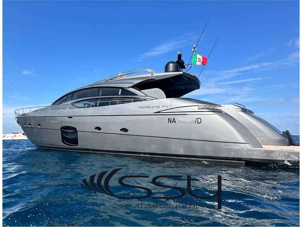 Pershing 74