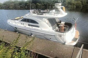 Sealine F36