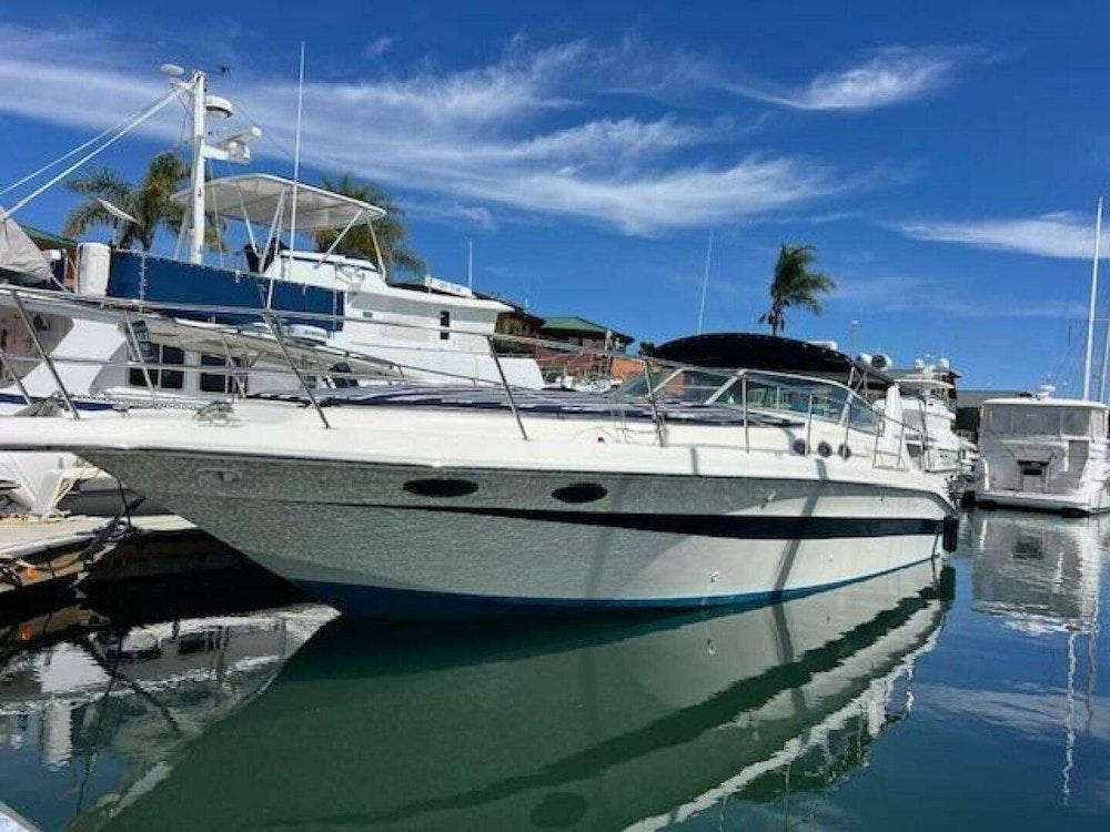 Sea Ray 400 express