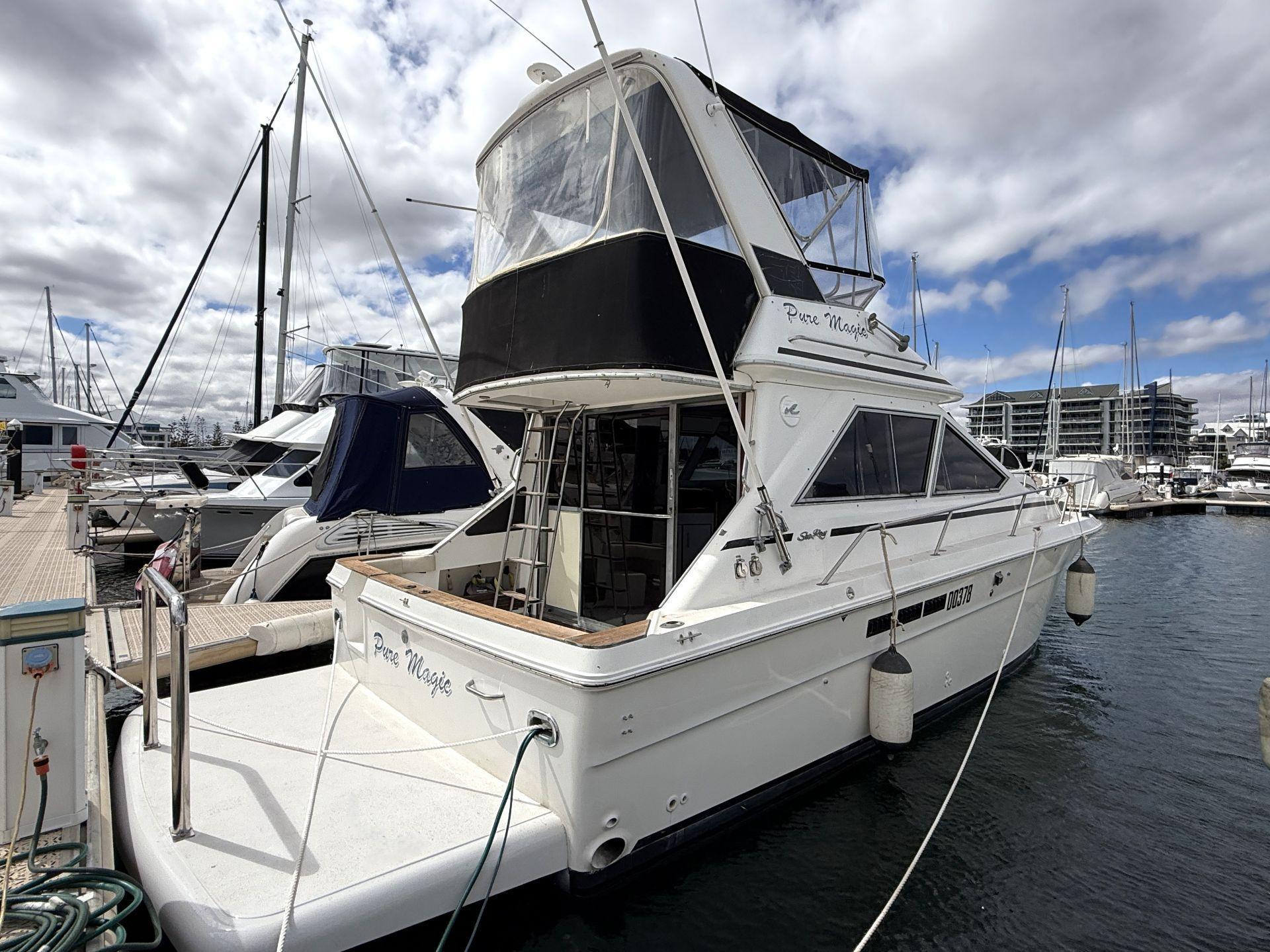 Sea Ray 340 Sedan Bridge