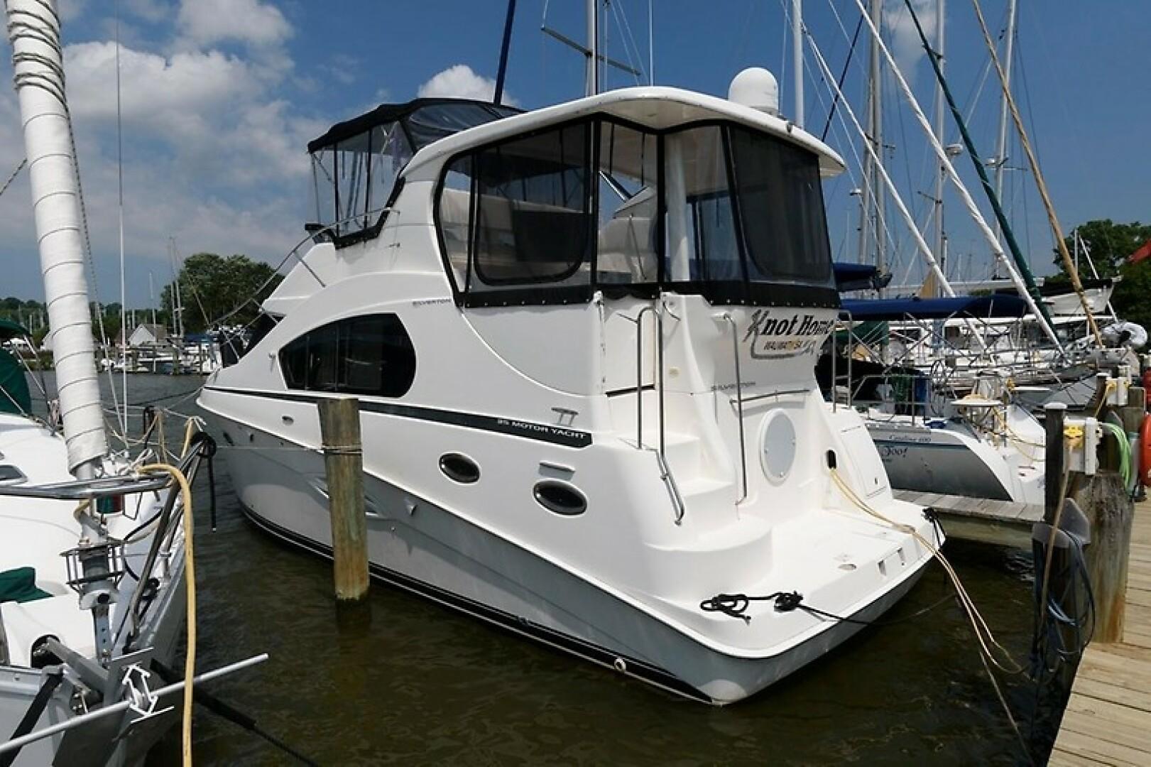 Silverton 35 Motor Yacht