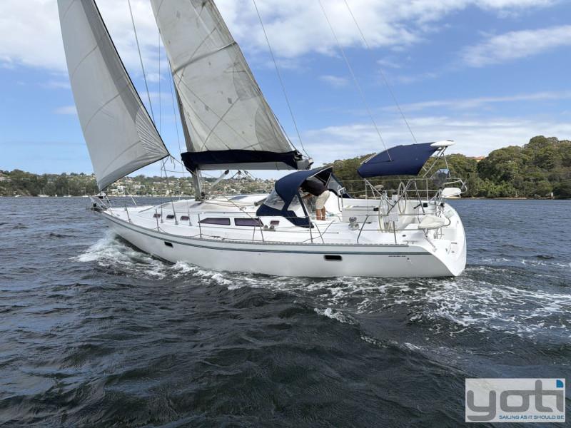 Catalina Yachts 400