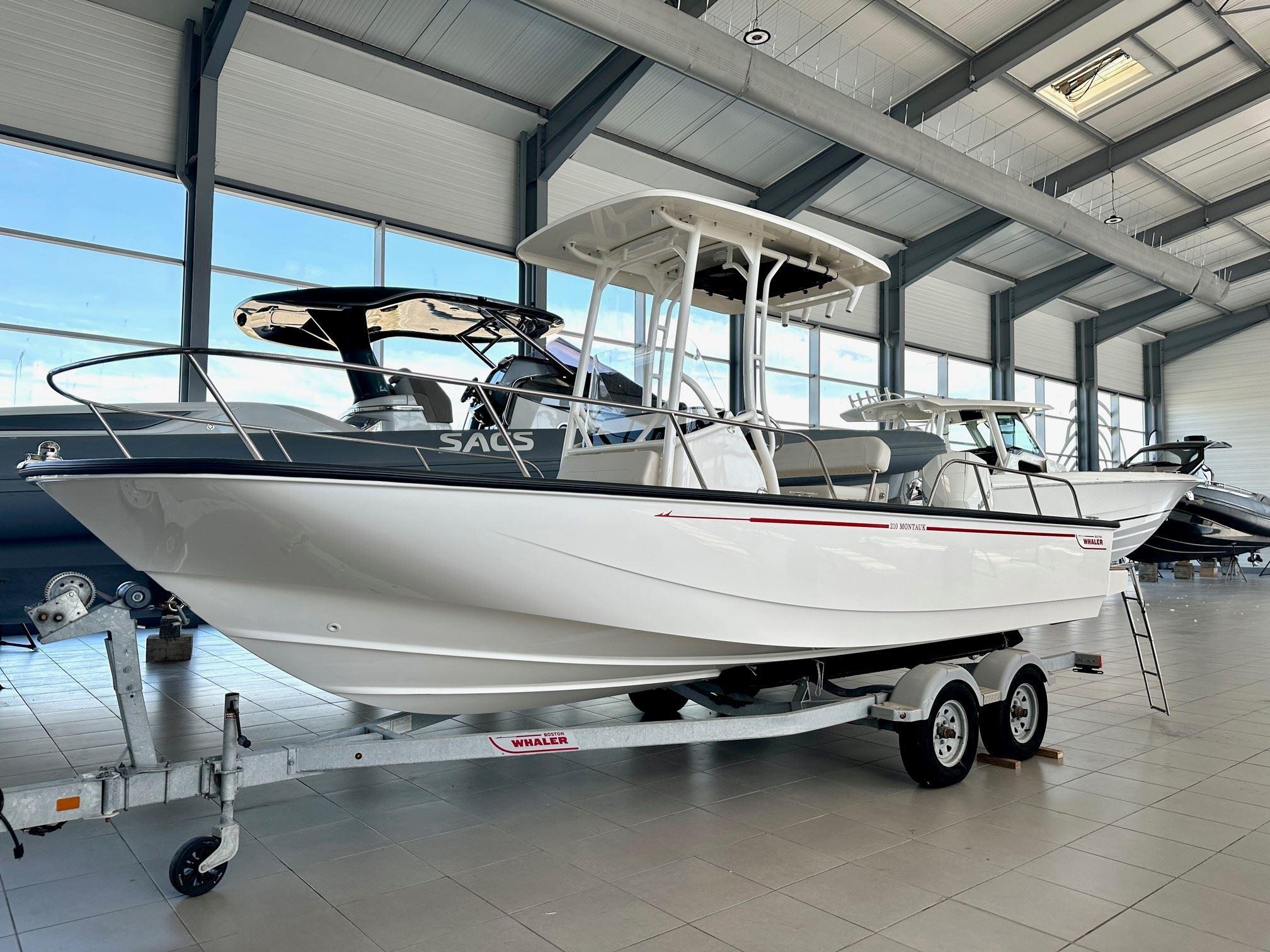 Boston Whaler 210 Montauk