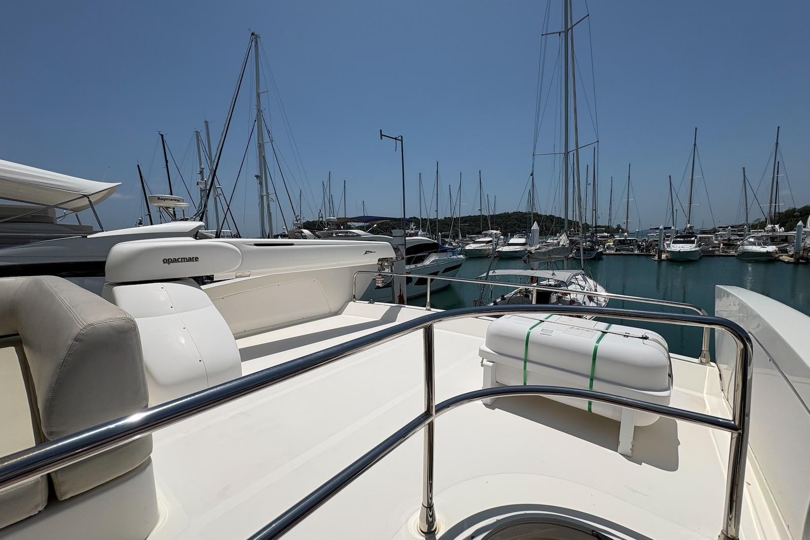 Azimut 58