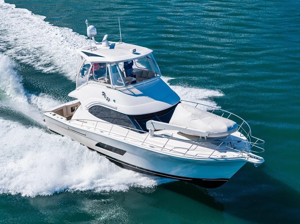 Riviera 43 Open Flybridge