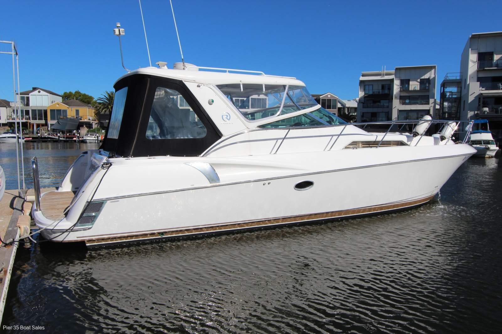 Riviera M400 Sports Cruiser