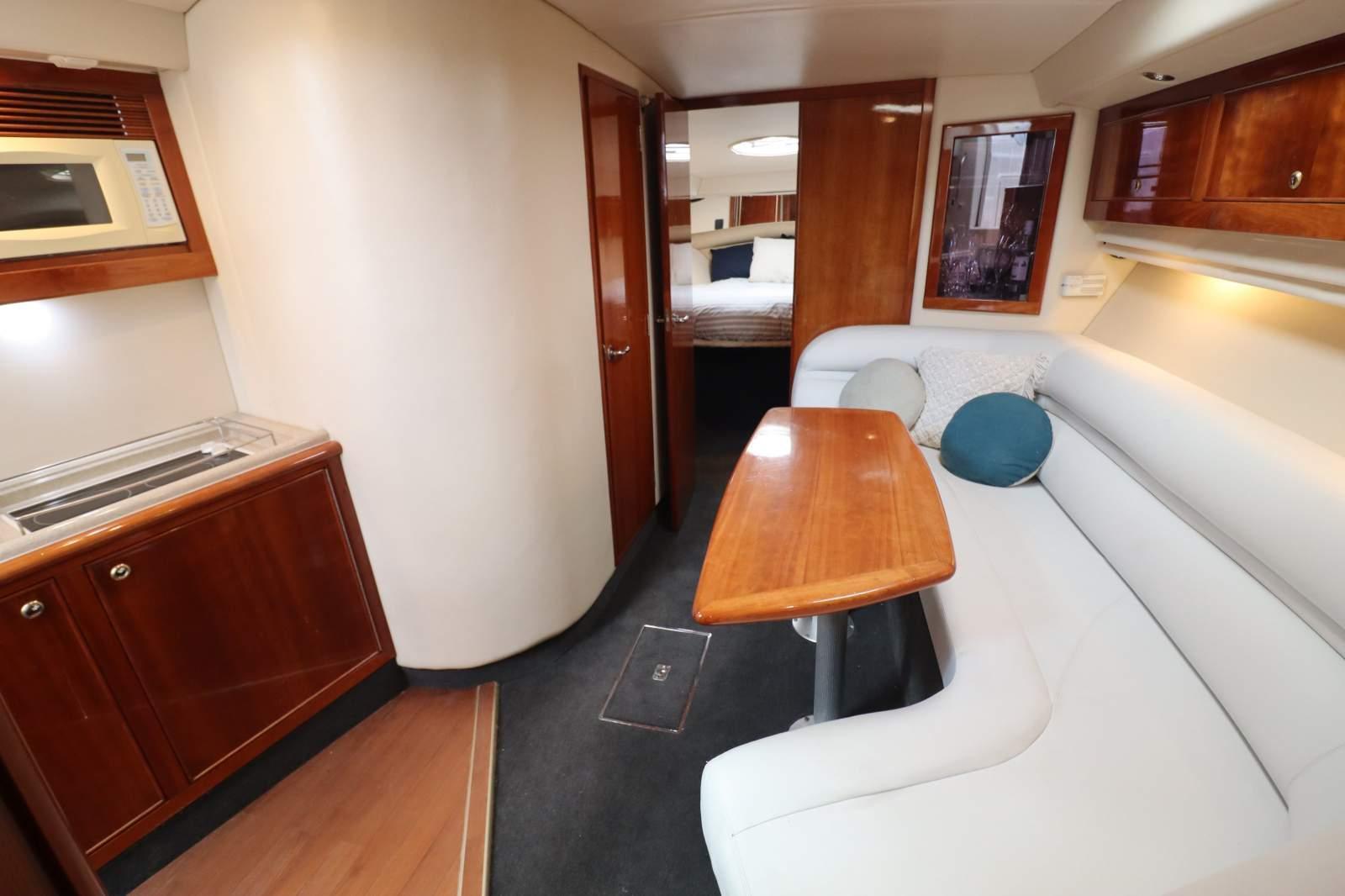 Riviera M430 Sports Cruiser