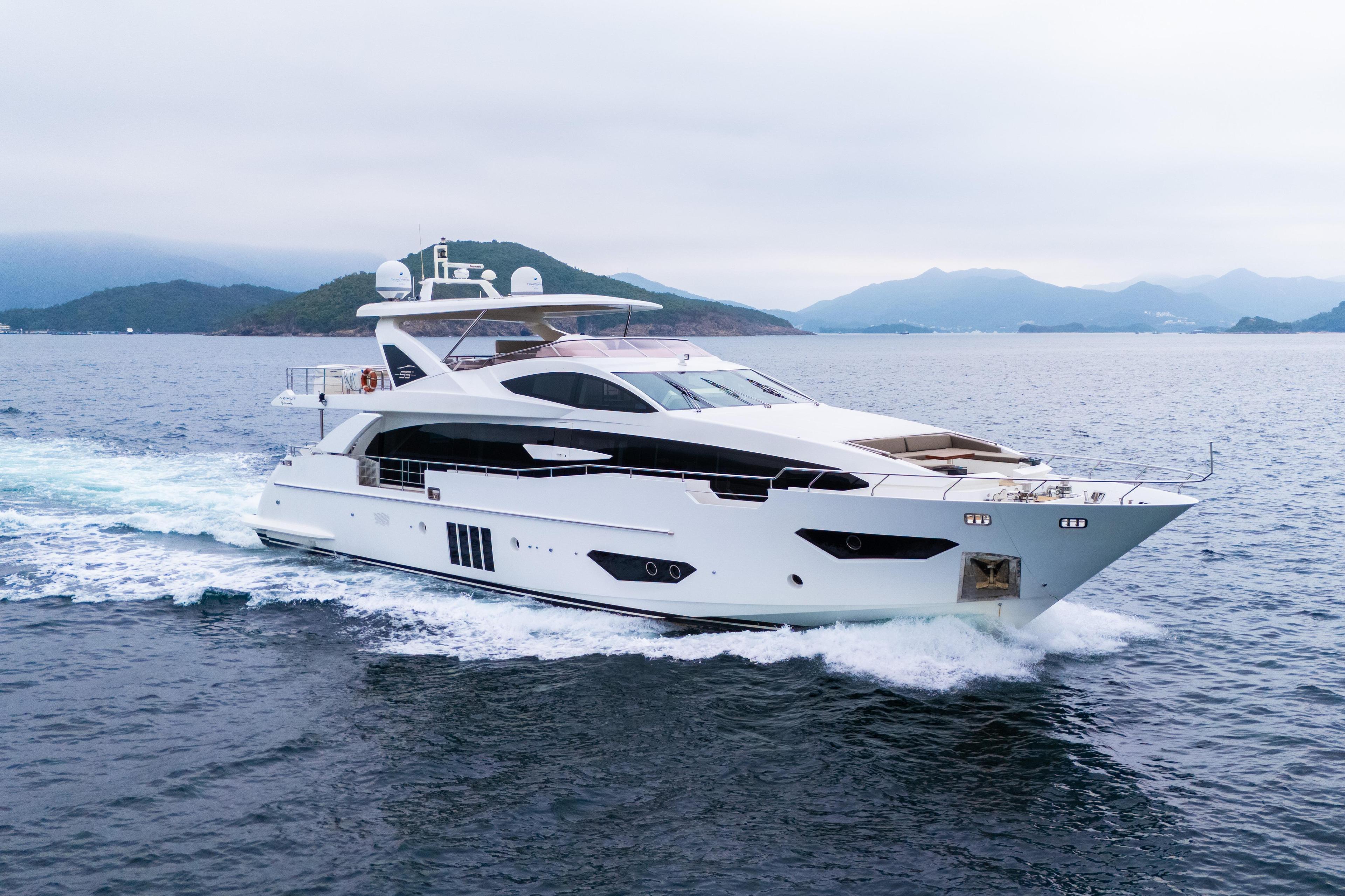 Azimut Grande 95 RPH