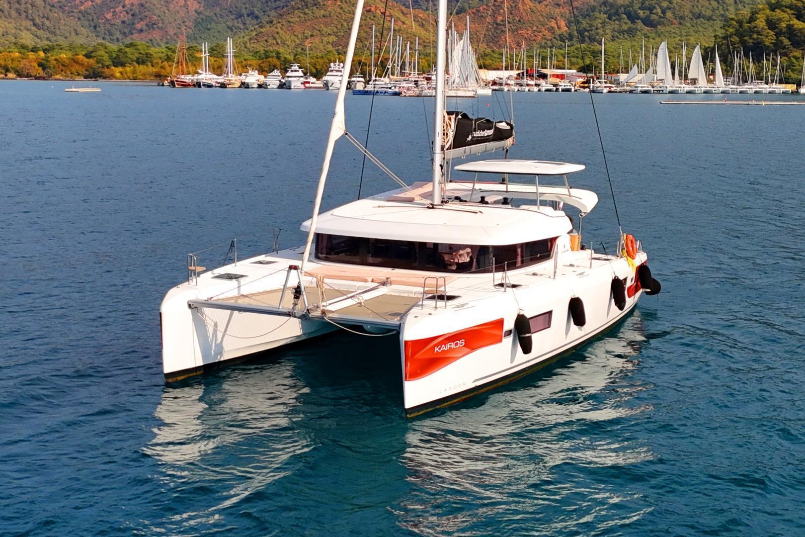 Lagoon 42