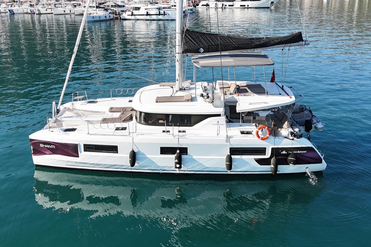 Lagoon 46