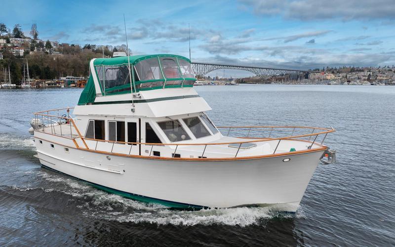 Ocean Alexander 43 Flush Deck Aft Cabin