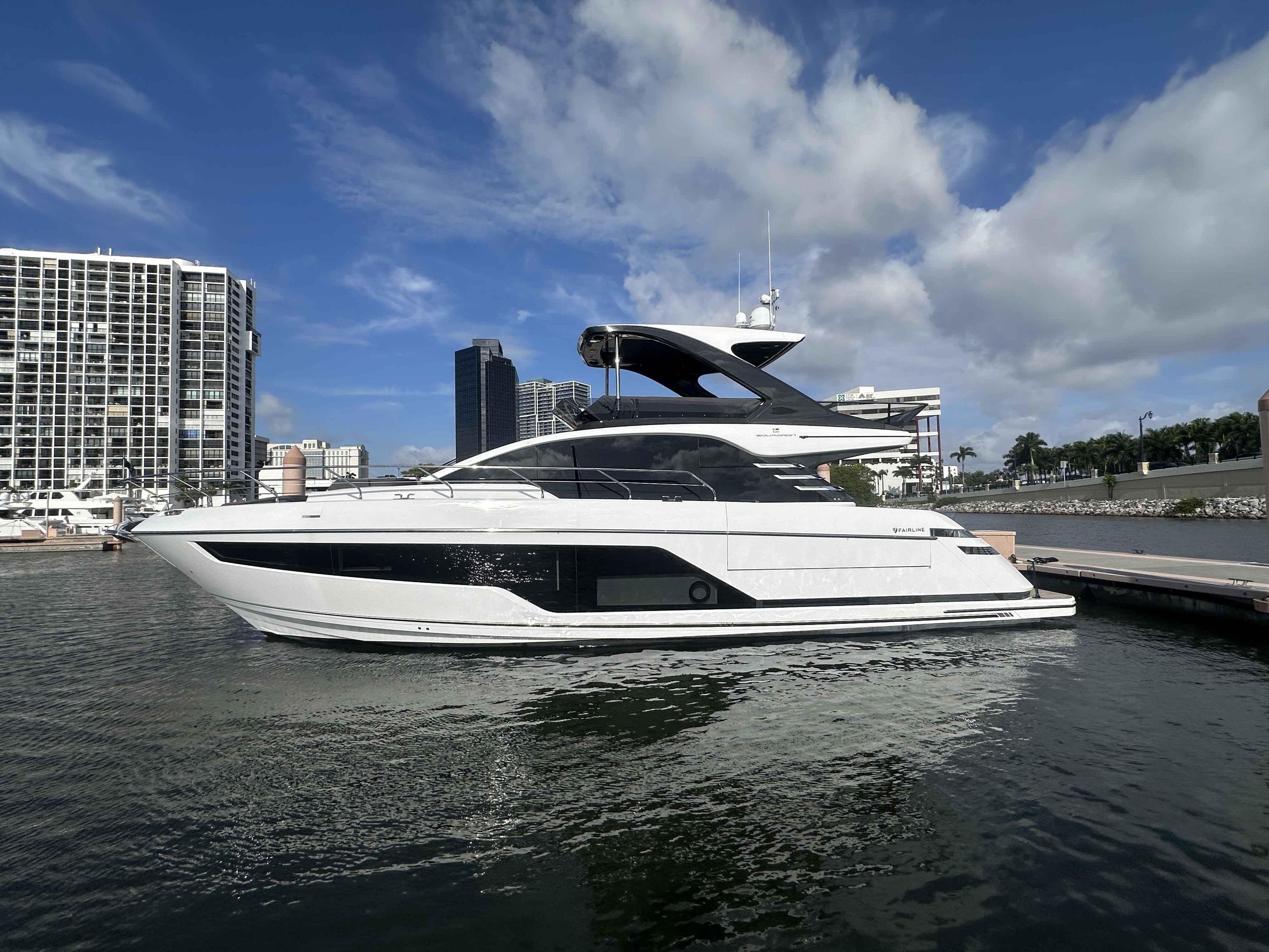 Fairline SQUADRON 58