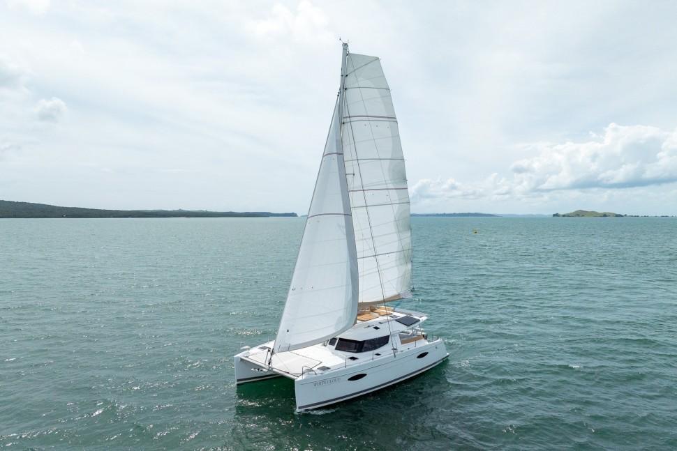 Fountaine Pajot Helia 44