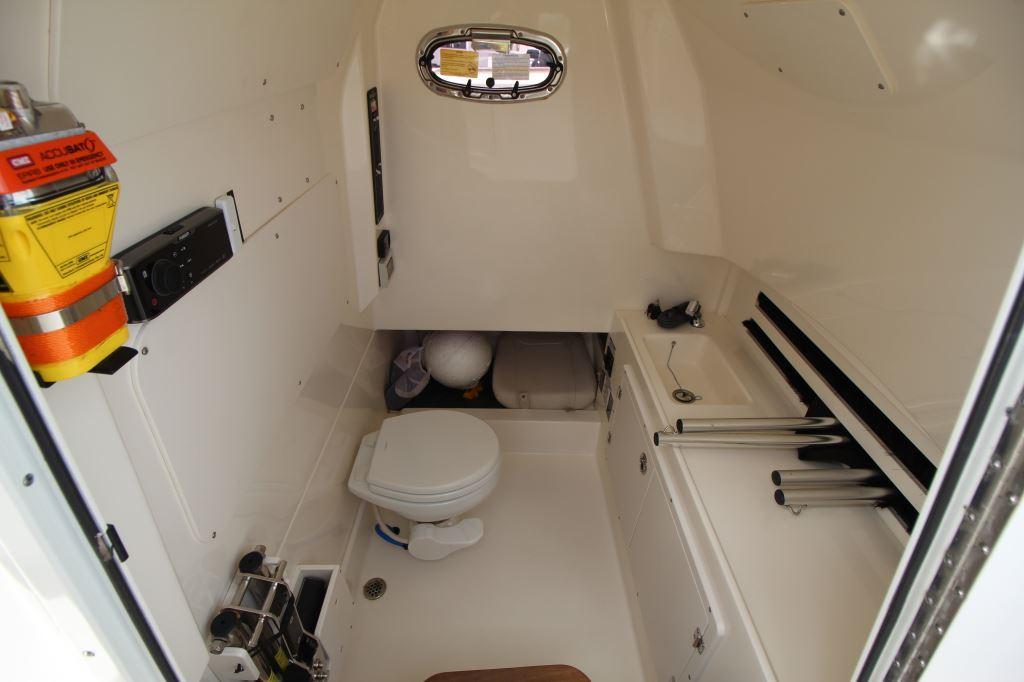 Boston Whaler 330 Outrage