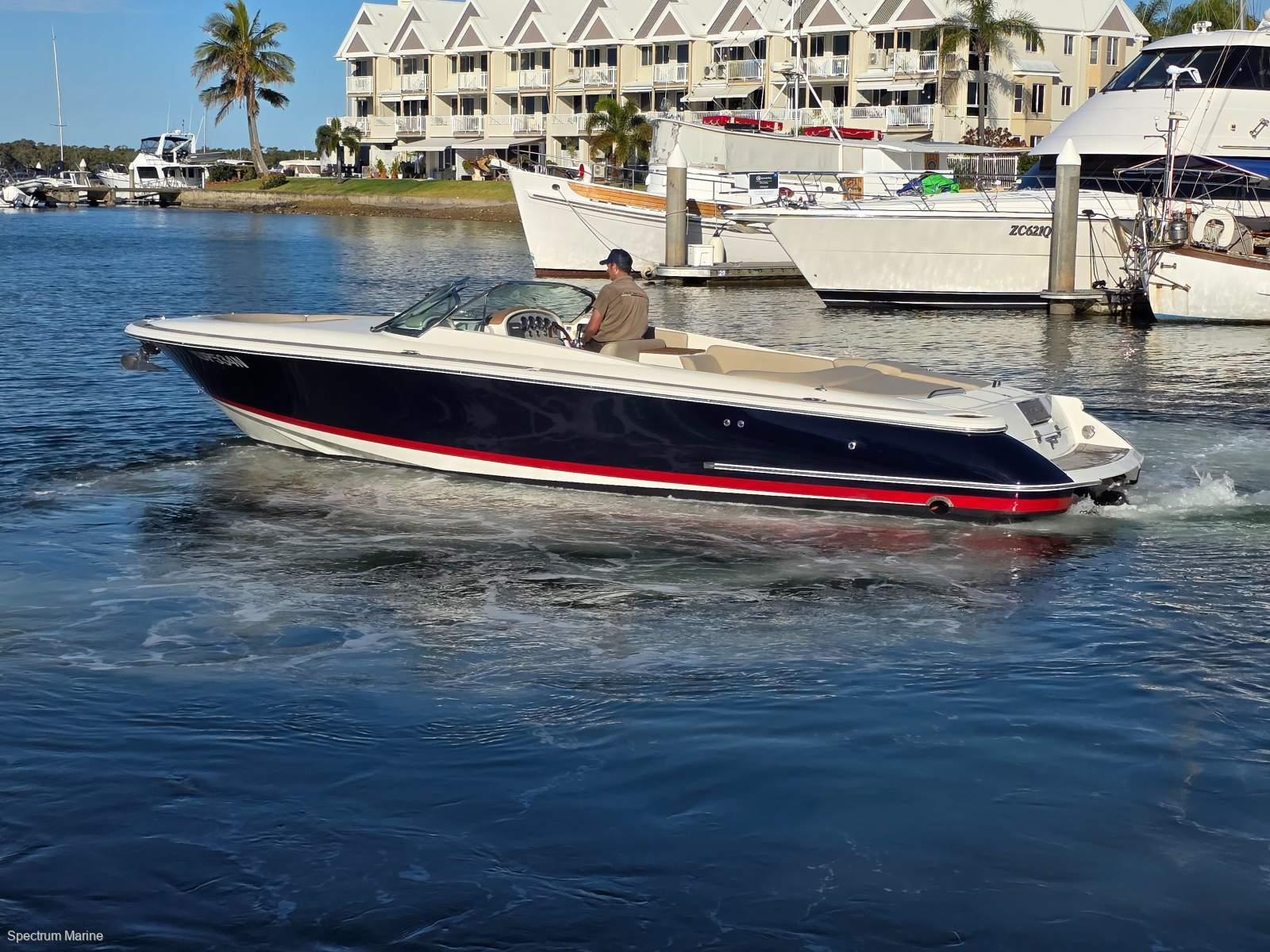 Chris Craft Launch 28