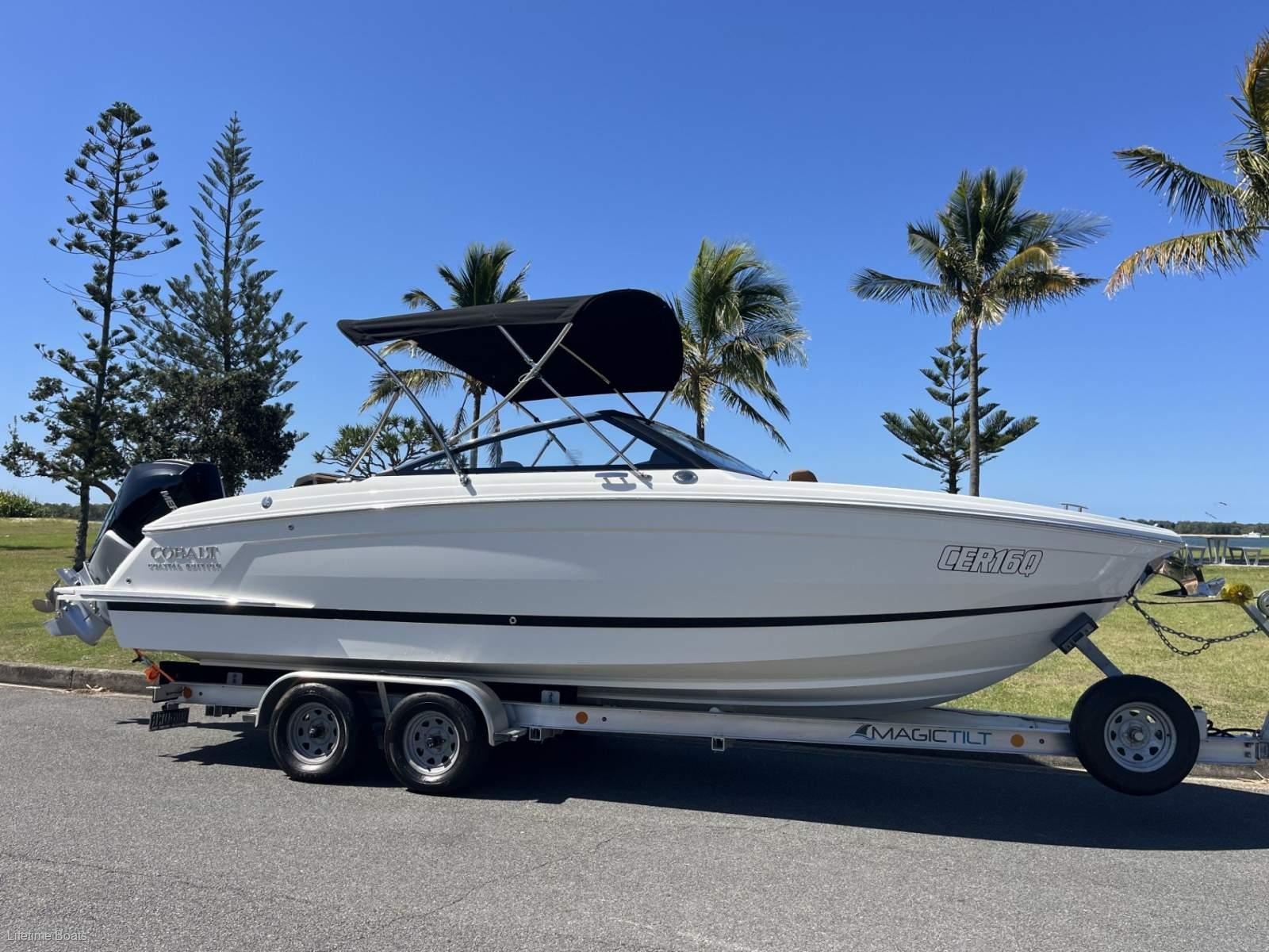 Cobalt R4 Outboard