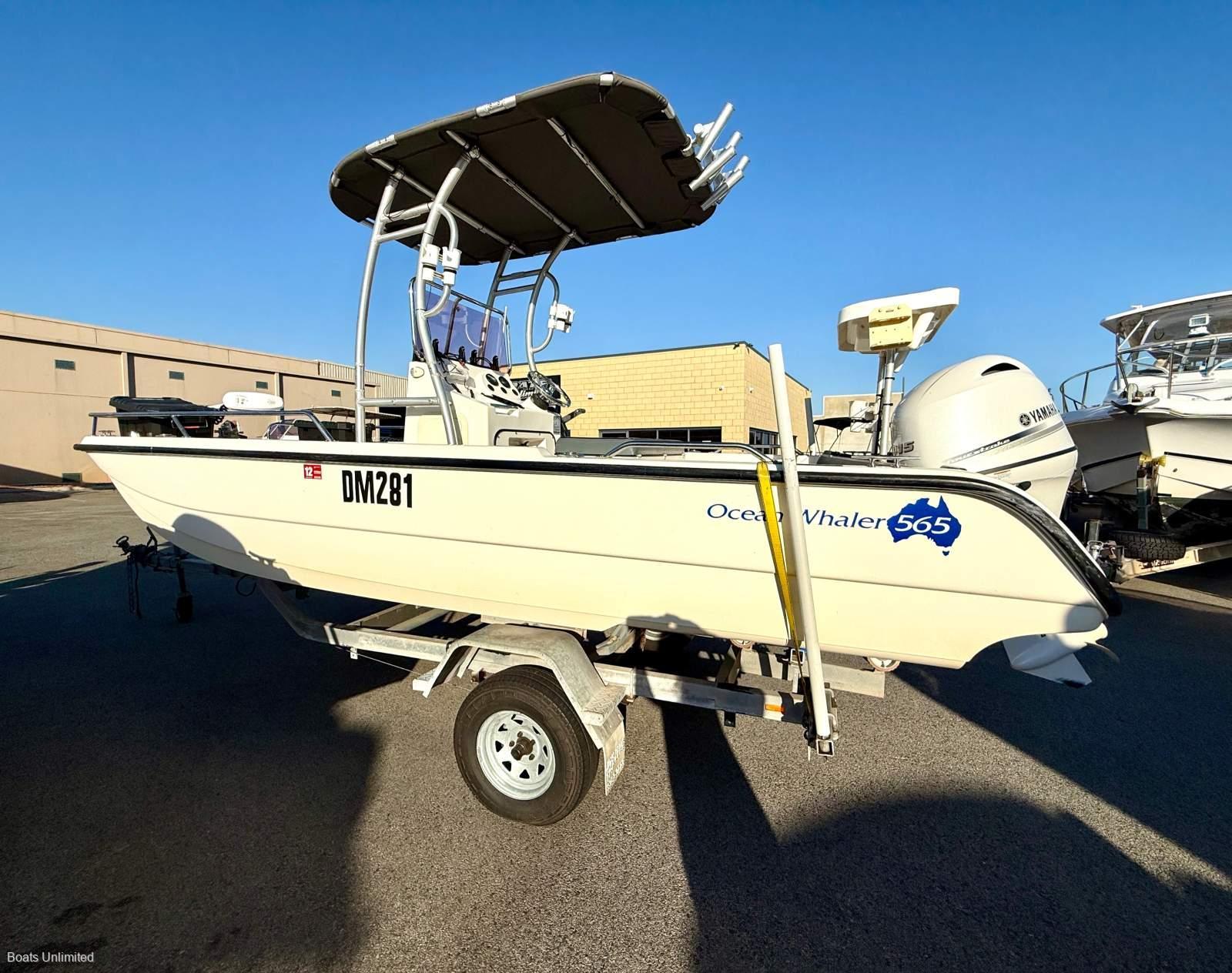 Whaler 565