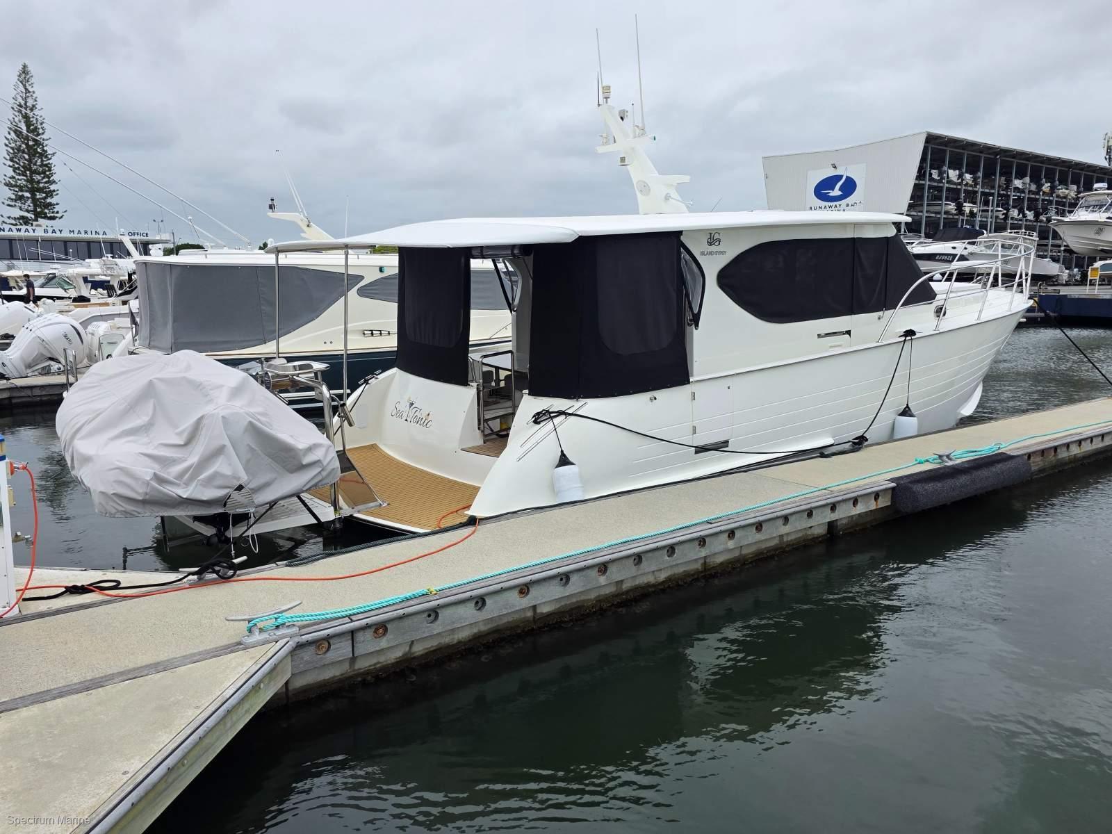 Island Gypsy 40 Wide Body
