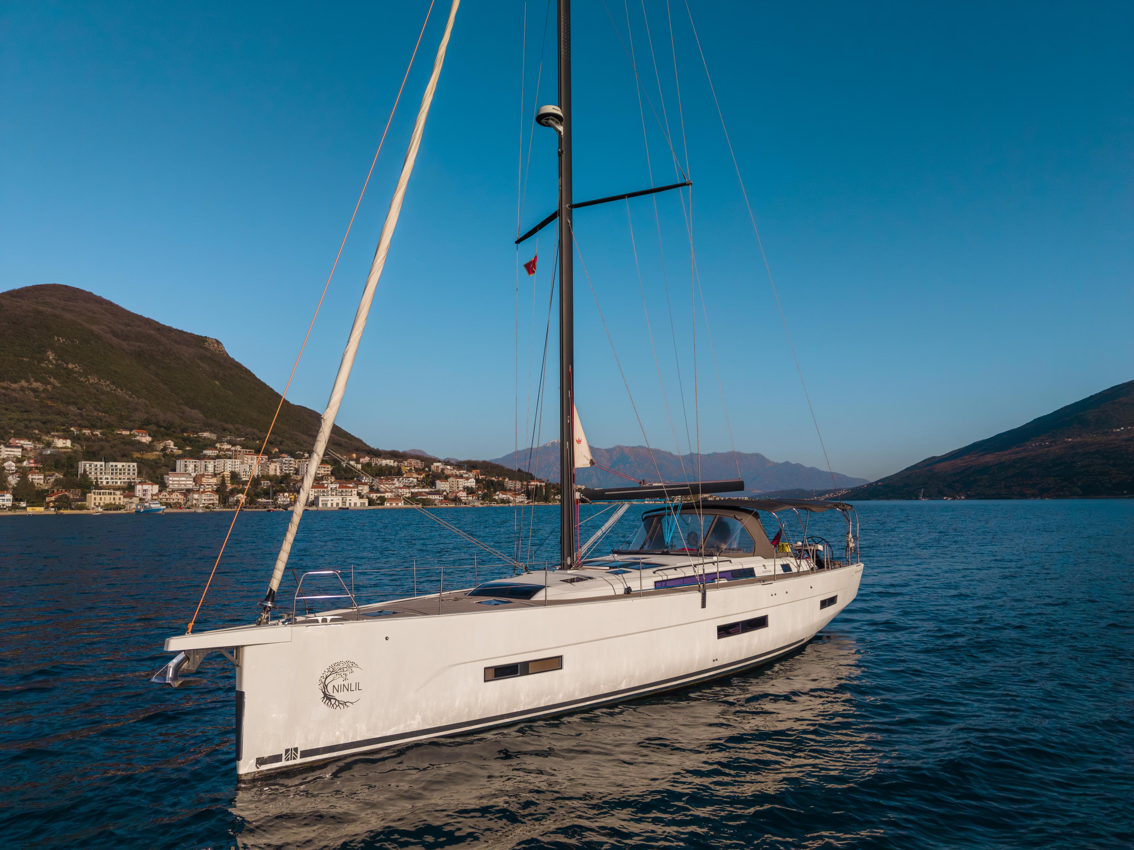 Dufour 530