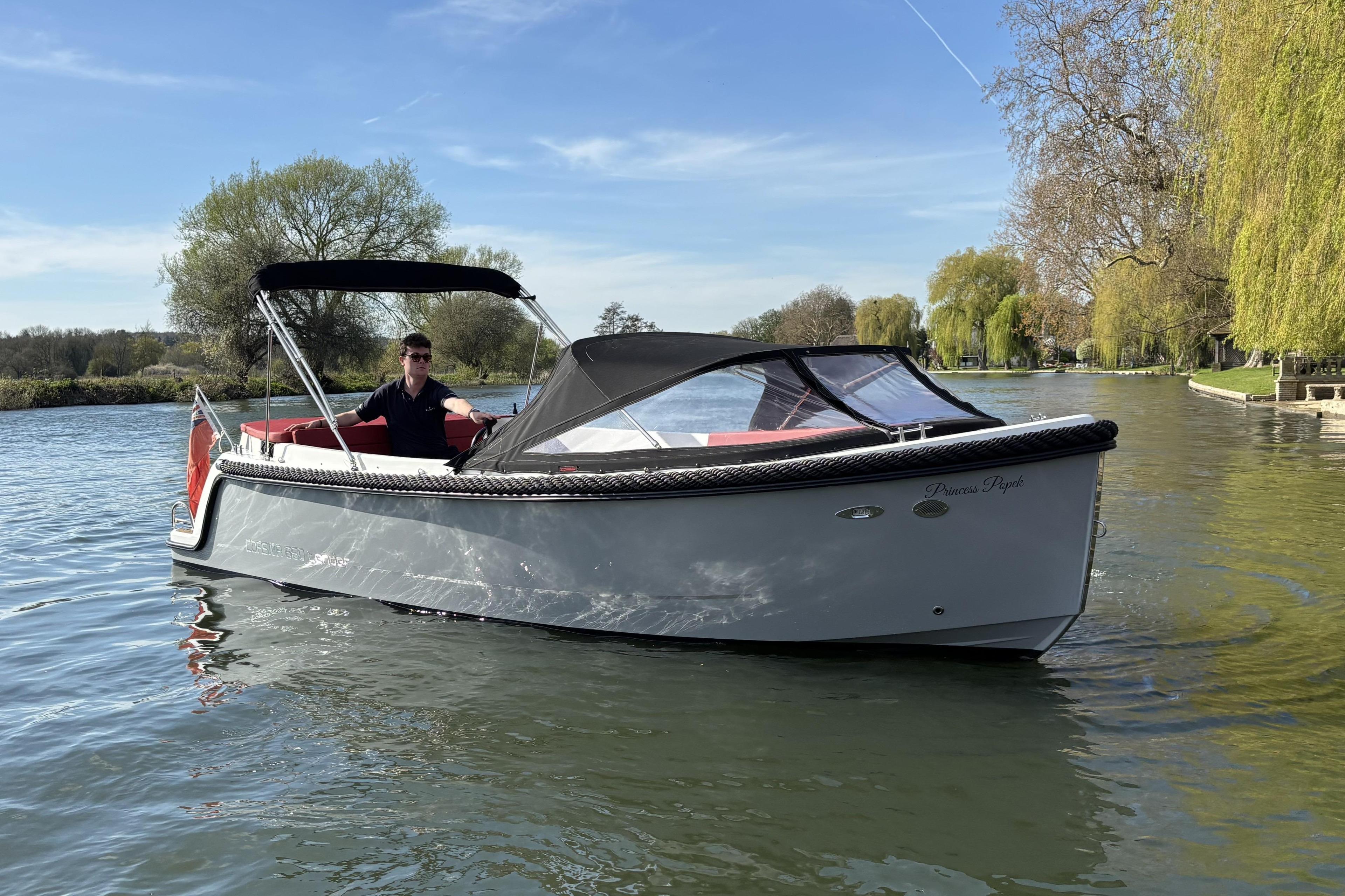 Corsiva 650