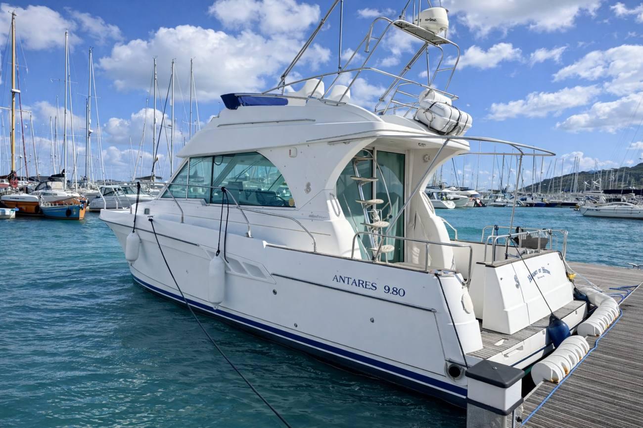 Beneteau Antares 9.80