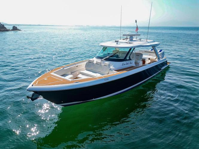 Tiara 43 LS