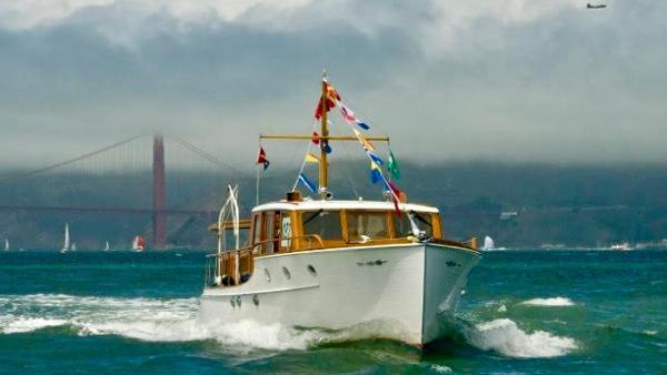 Stephens Brothers Bridgedeck Cruiser