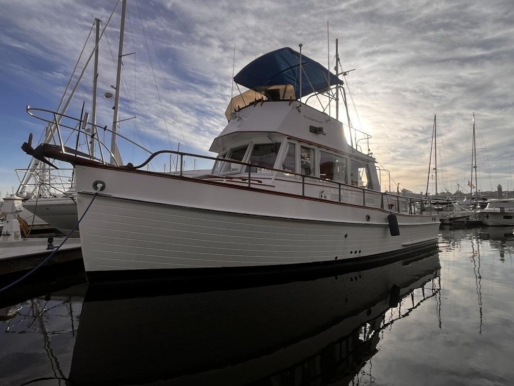 Grand Banks 36