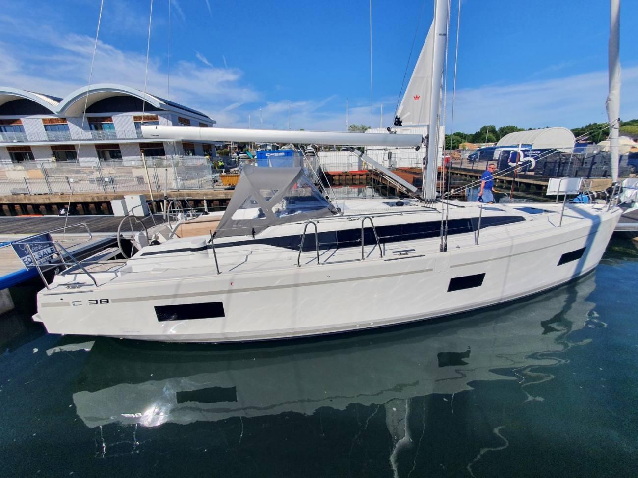 Bavaria C38