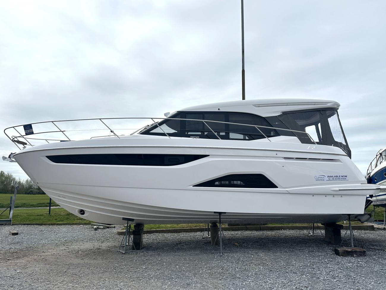 Bavaria R40 Coupe
