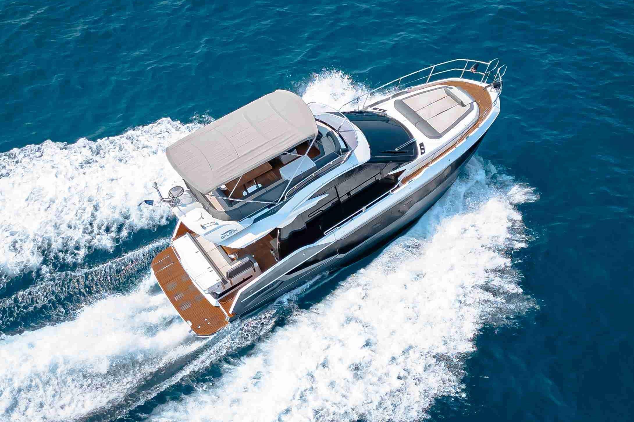 Galeon 400 Fly