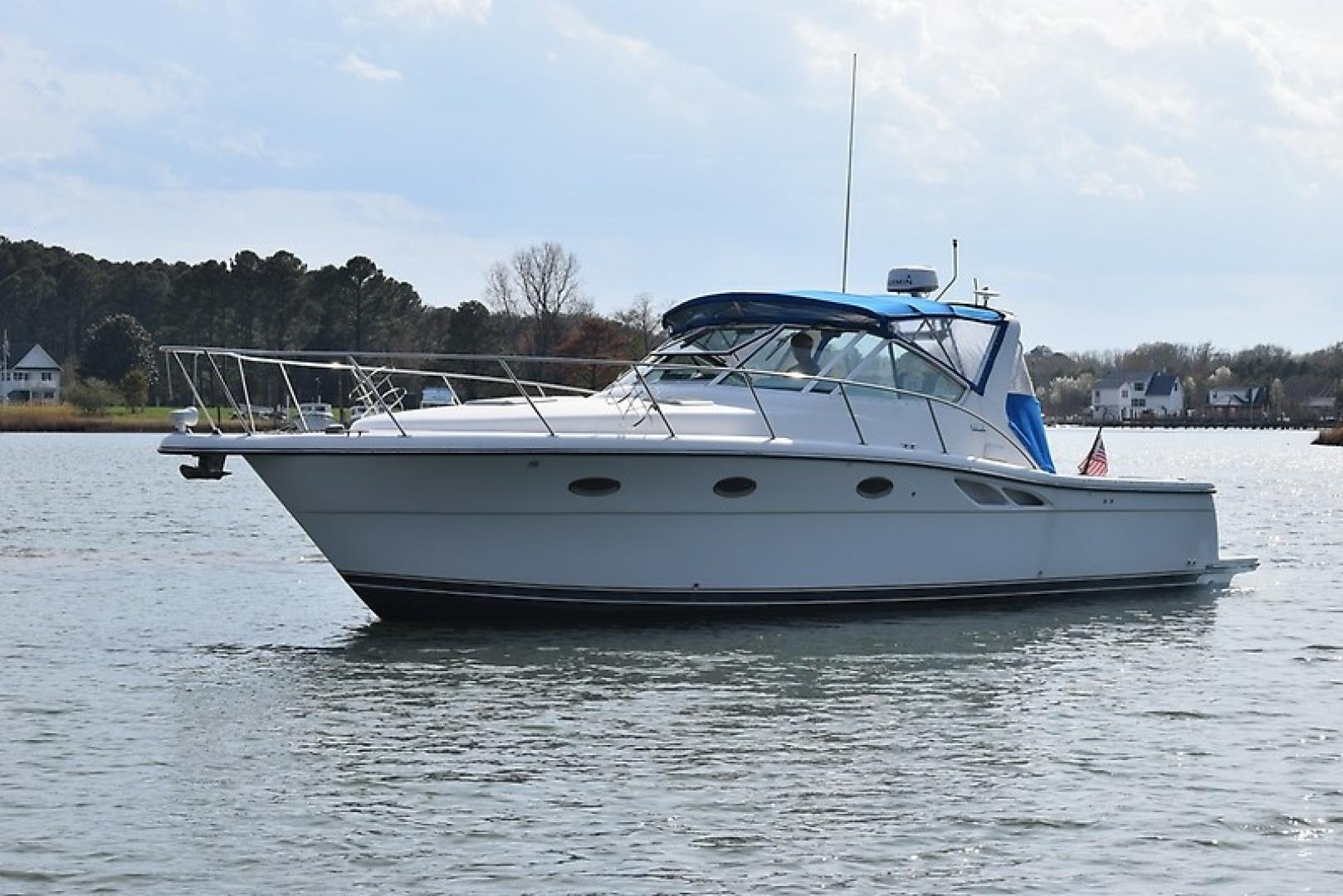 Tiara Yachts 35