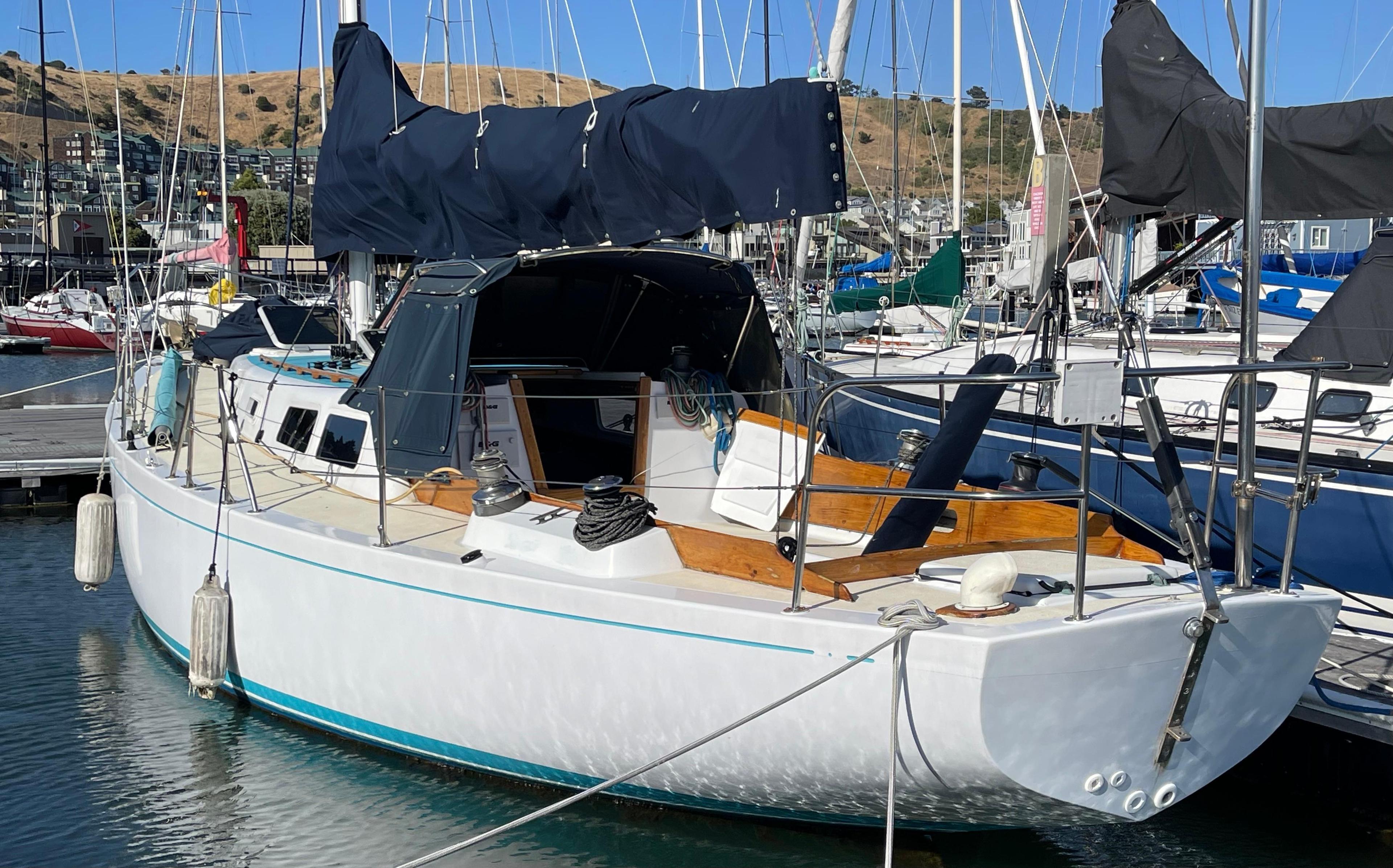 CAL 40