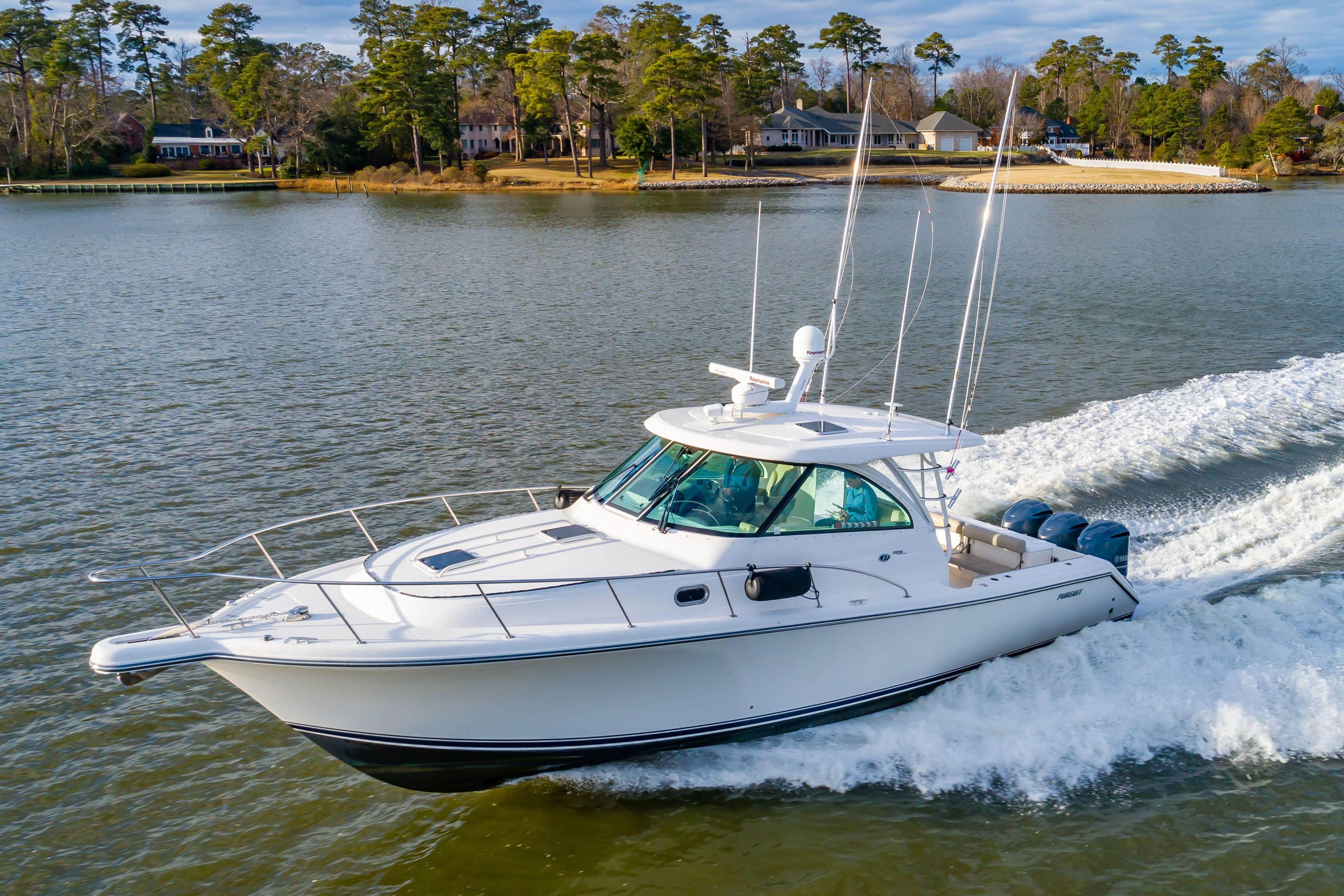 Pursuit OS 385 Offshore