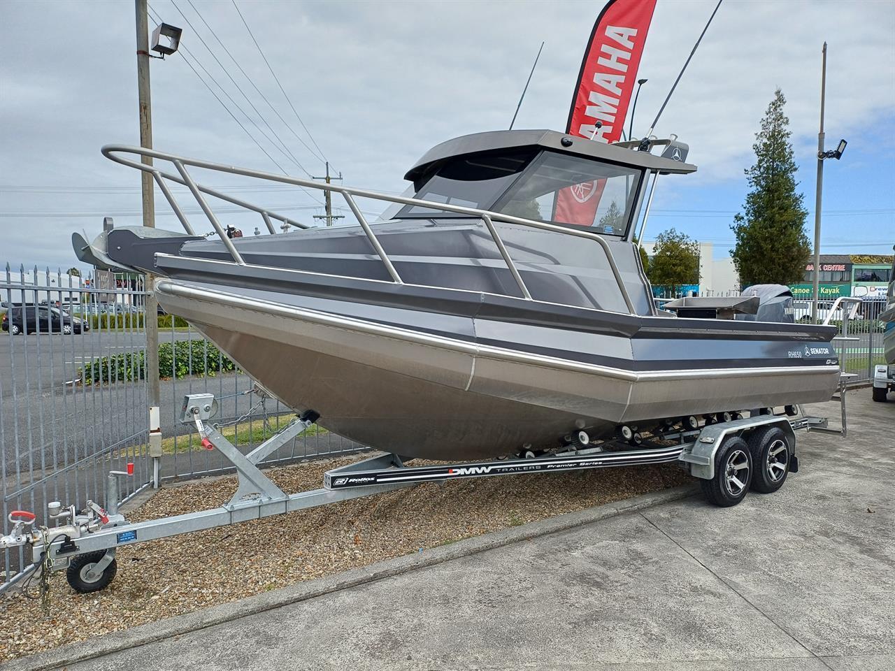 Senator RH650