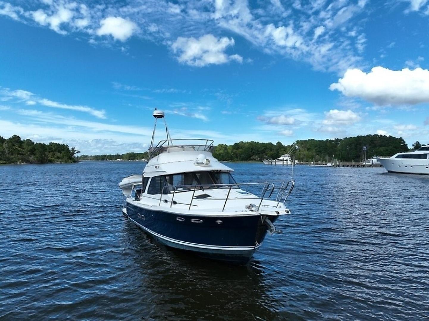 Cutwater C-32 CB