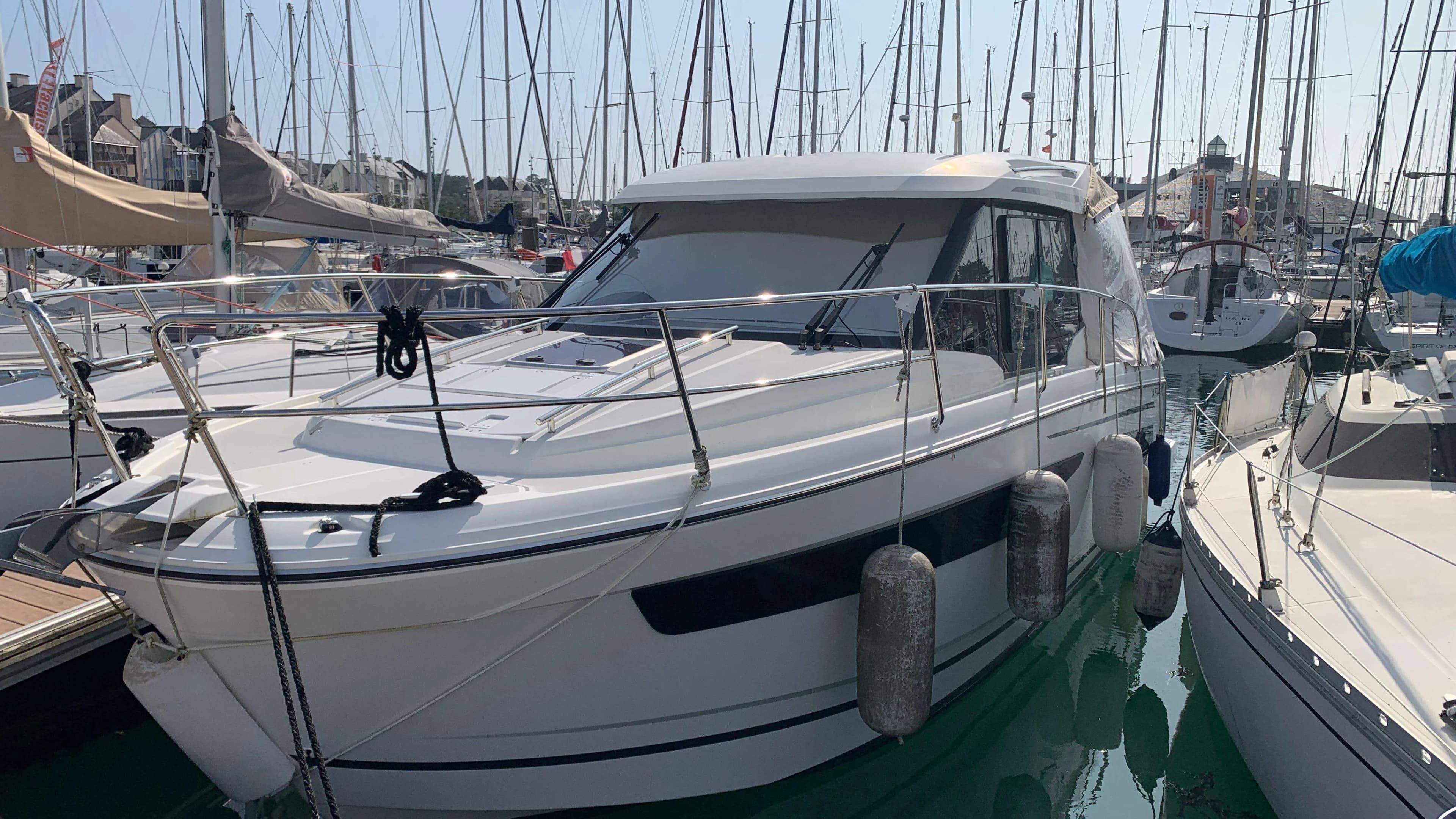 Jeanneau Merry Fisher 895