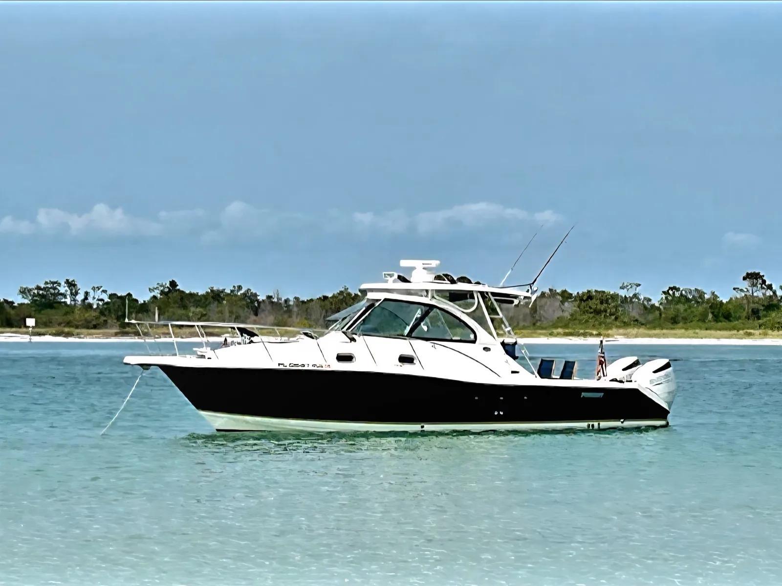 Pursuit Offshore 3370
