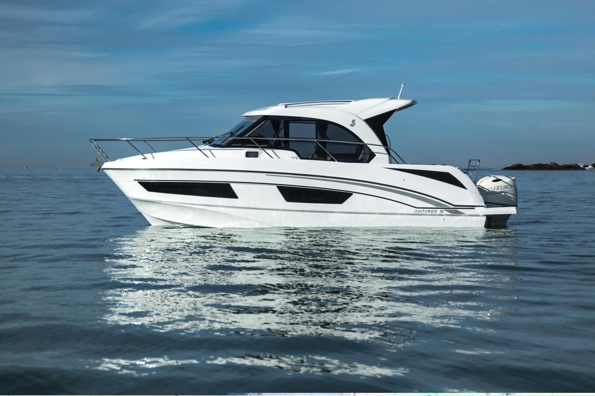 Beneteau Antares 9