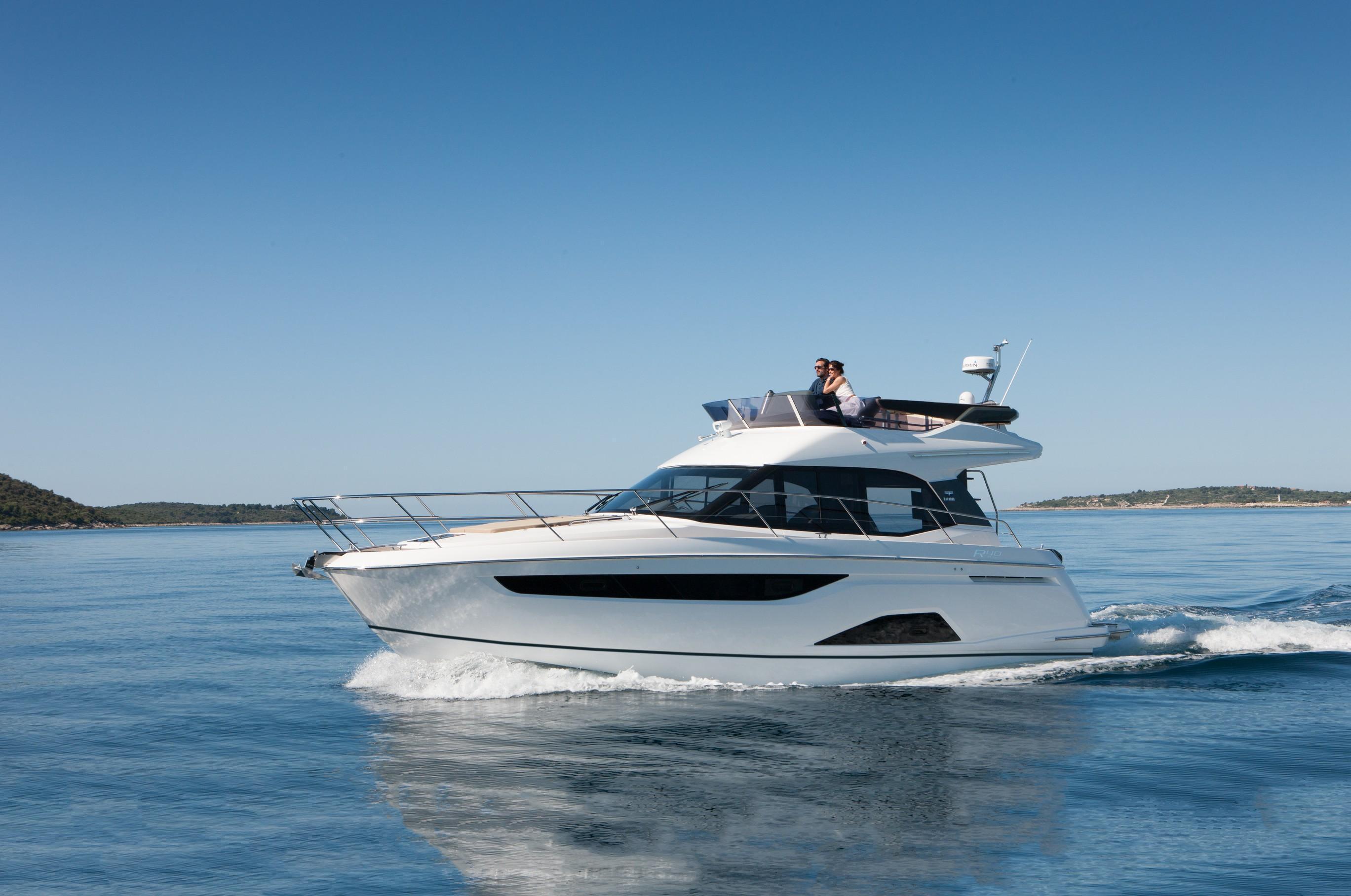 Bavaria R40 Fly