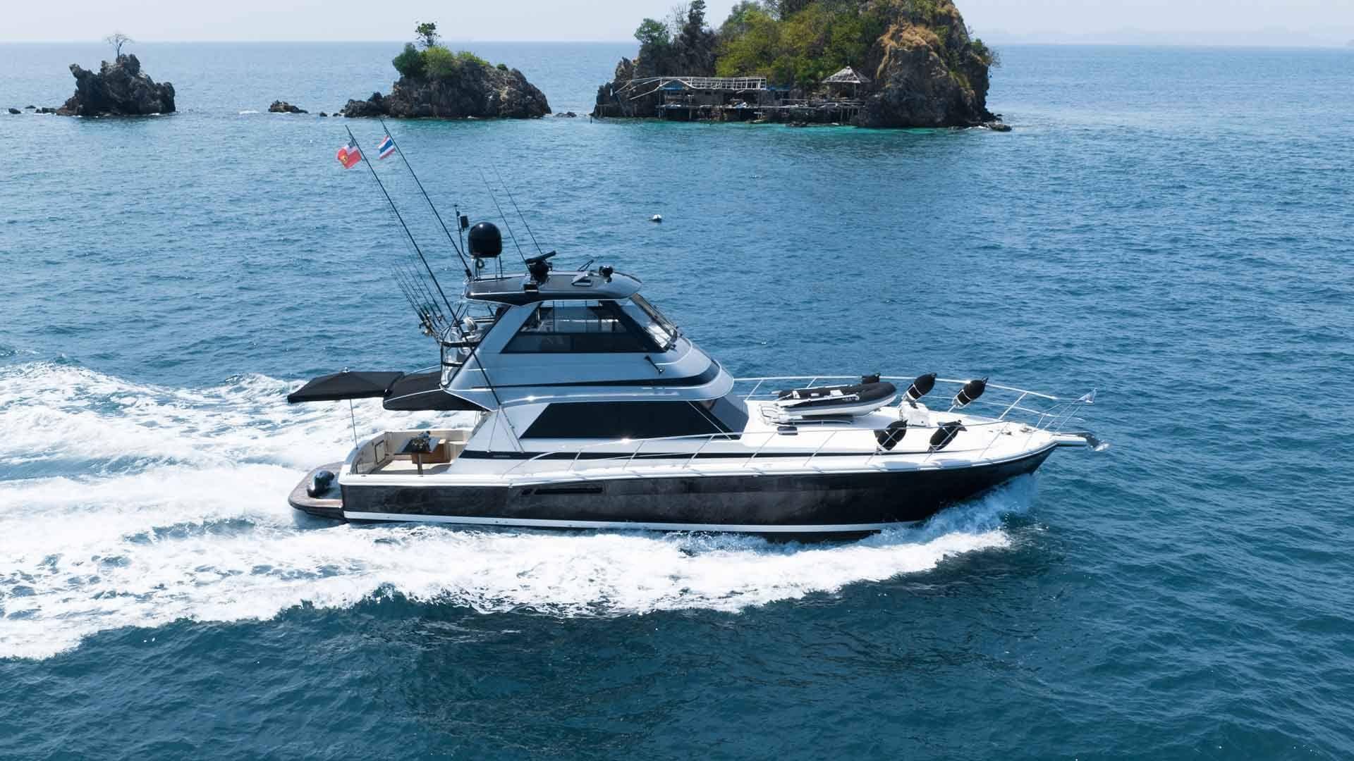Riviera 48 Enclosed Flybridge