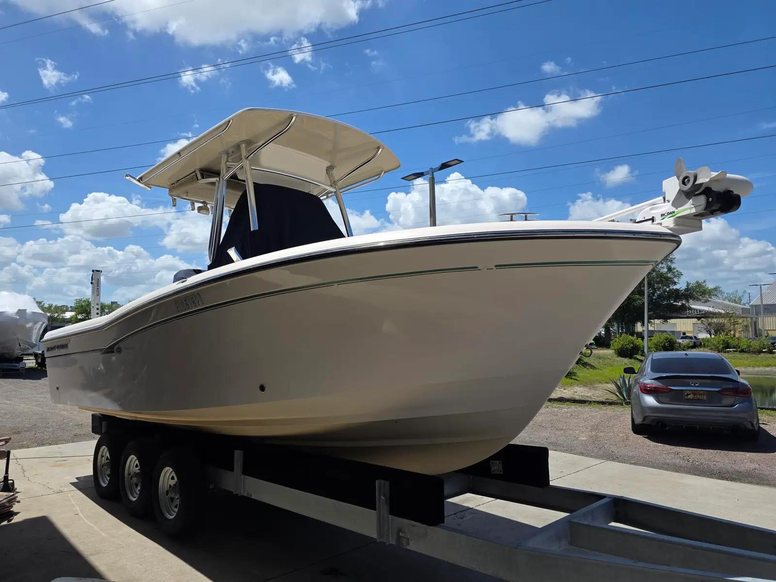 Grady-White Fisherman 230
