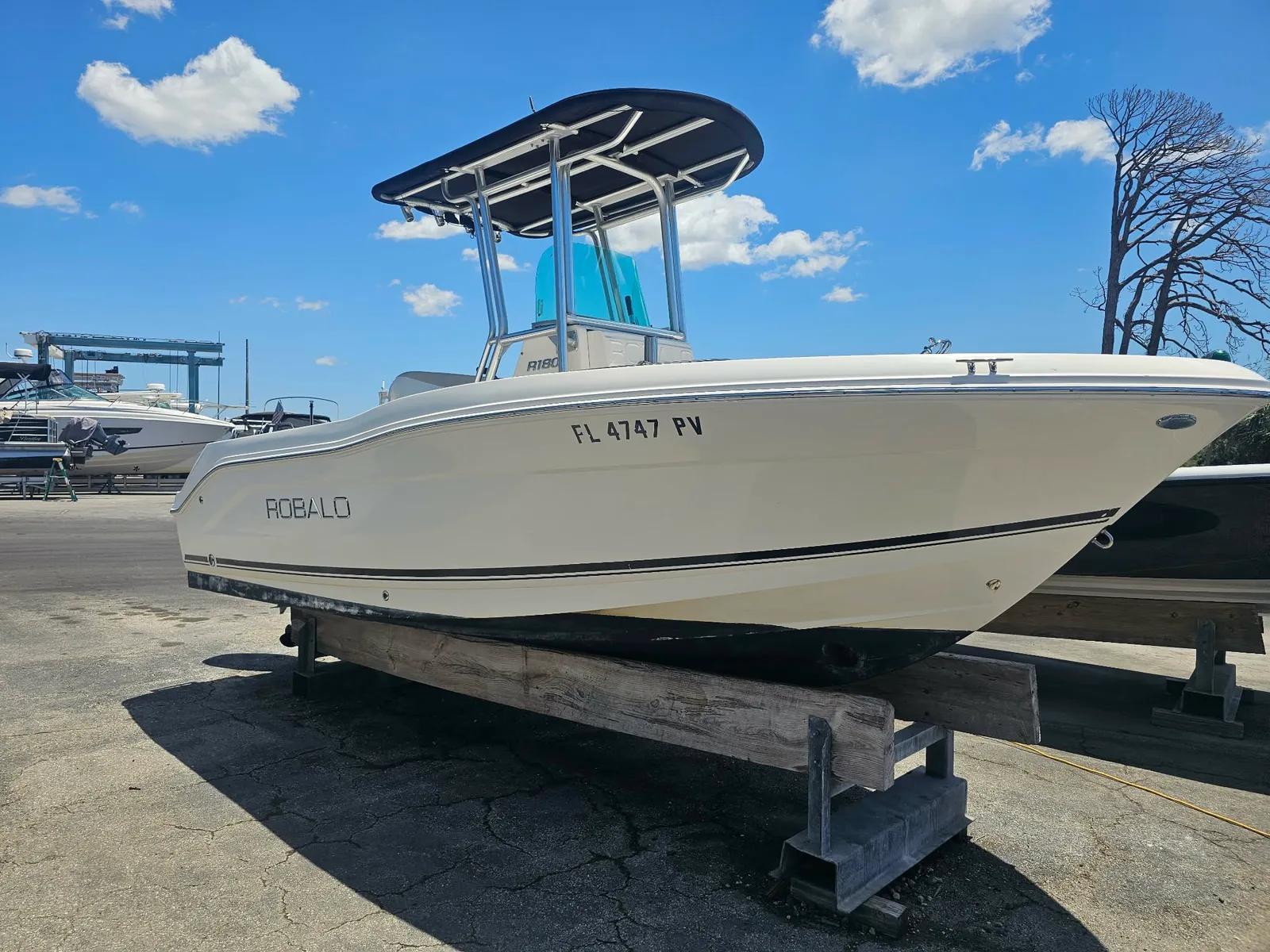 Robalo 180 CC